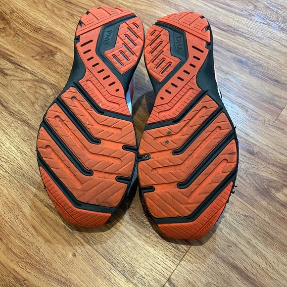 Men’s Brooks Launch 8 Running Shoes - Picture 4 of 4